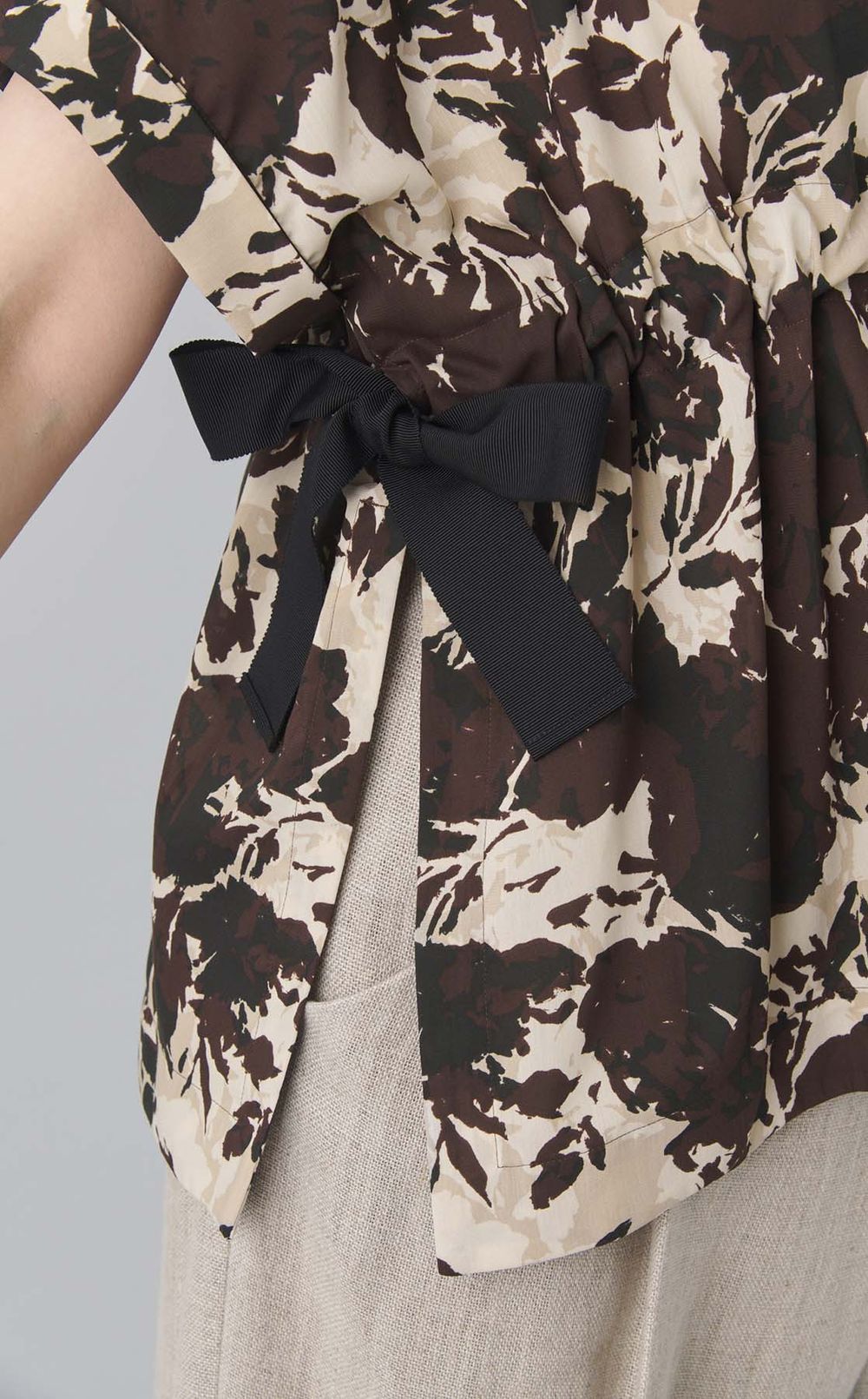 プリントウエストリボンブラウス