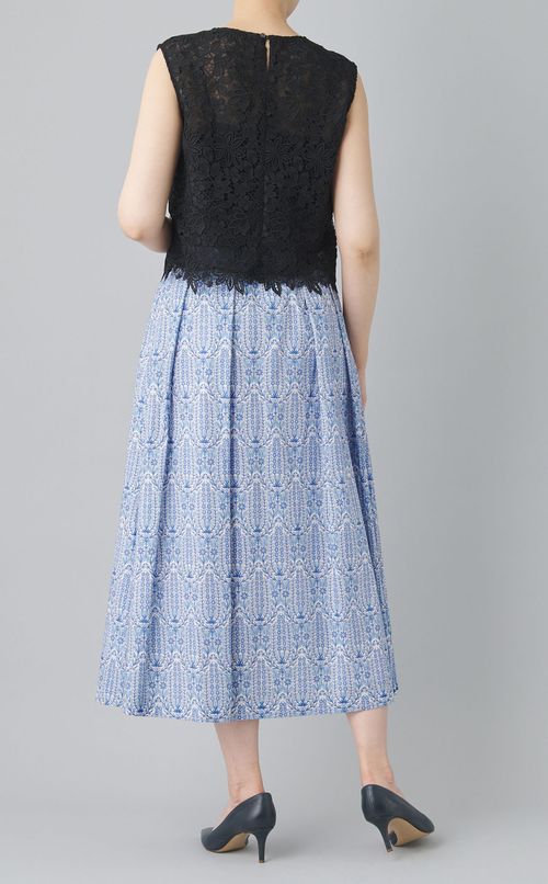 フラワーレースノースリーブブラウス