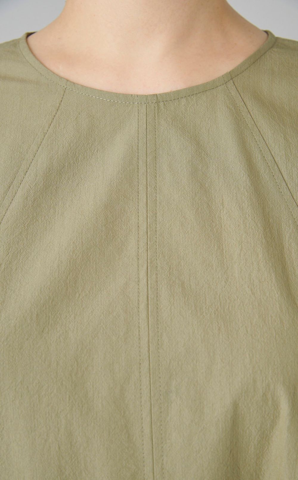 トライアングルデザインフレアワンピース