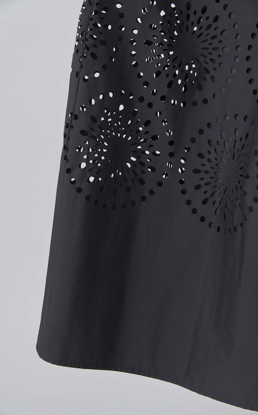 パンチングレースフレアサマードレス