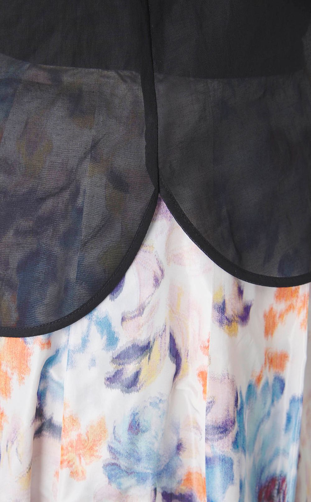 フラワーオーガンジーケープブラウス