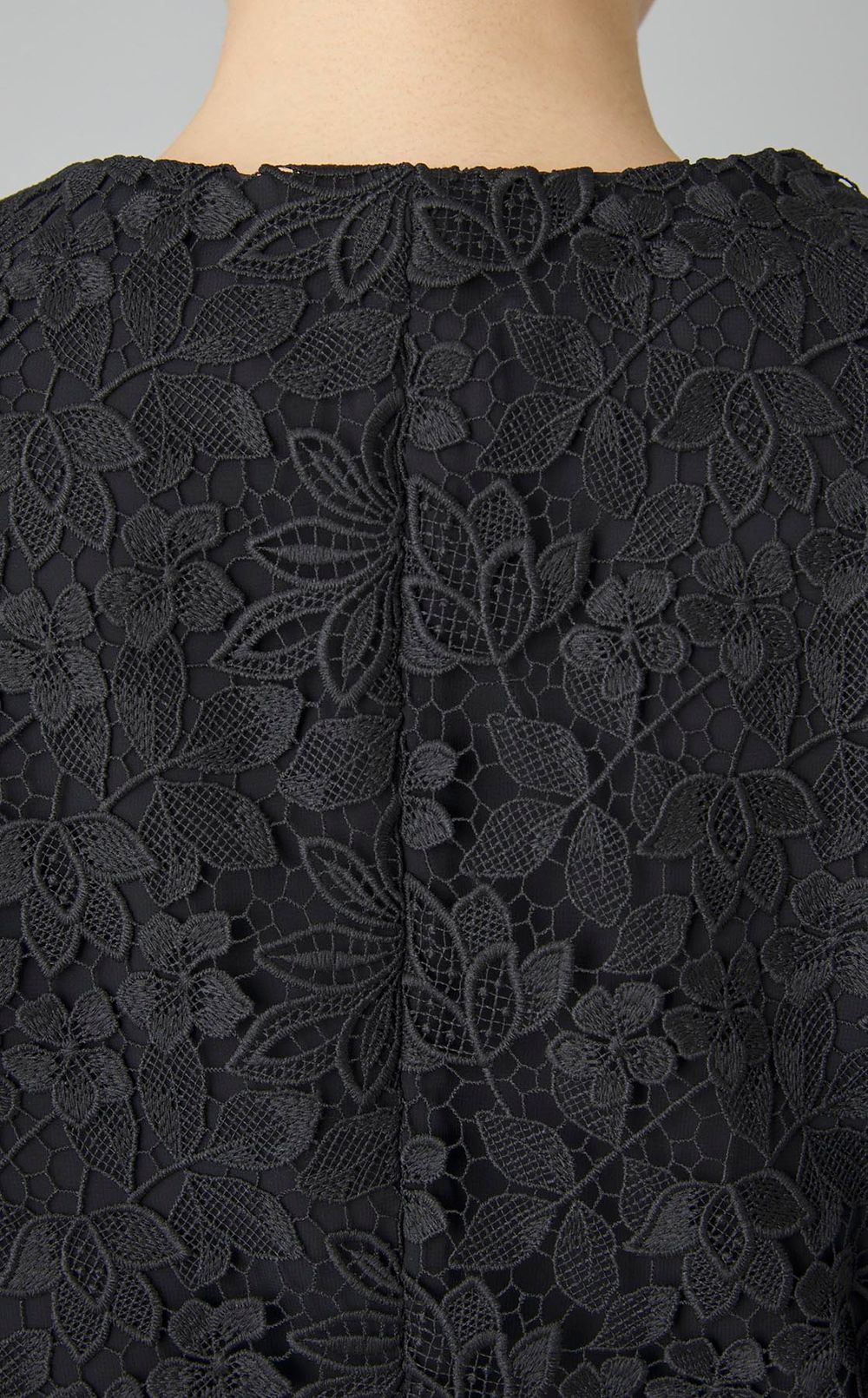 フラワーレースクロップドジャケット