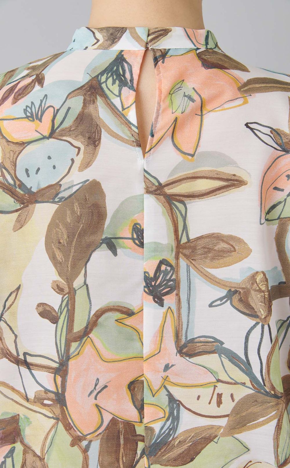 リーフプリントツイストドレープブラウス