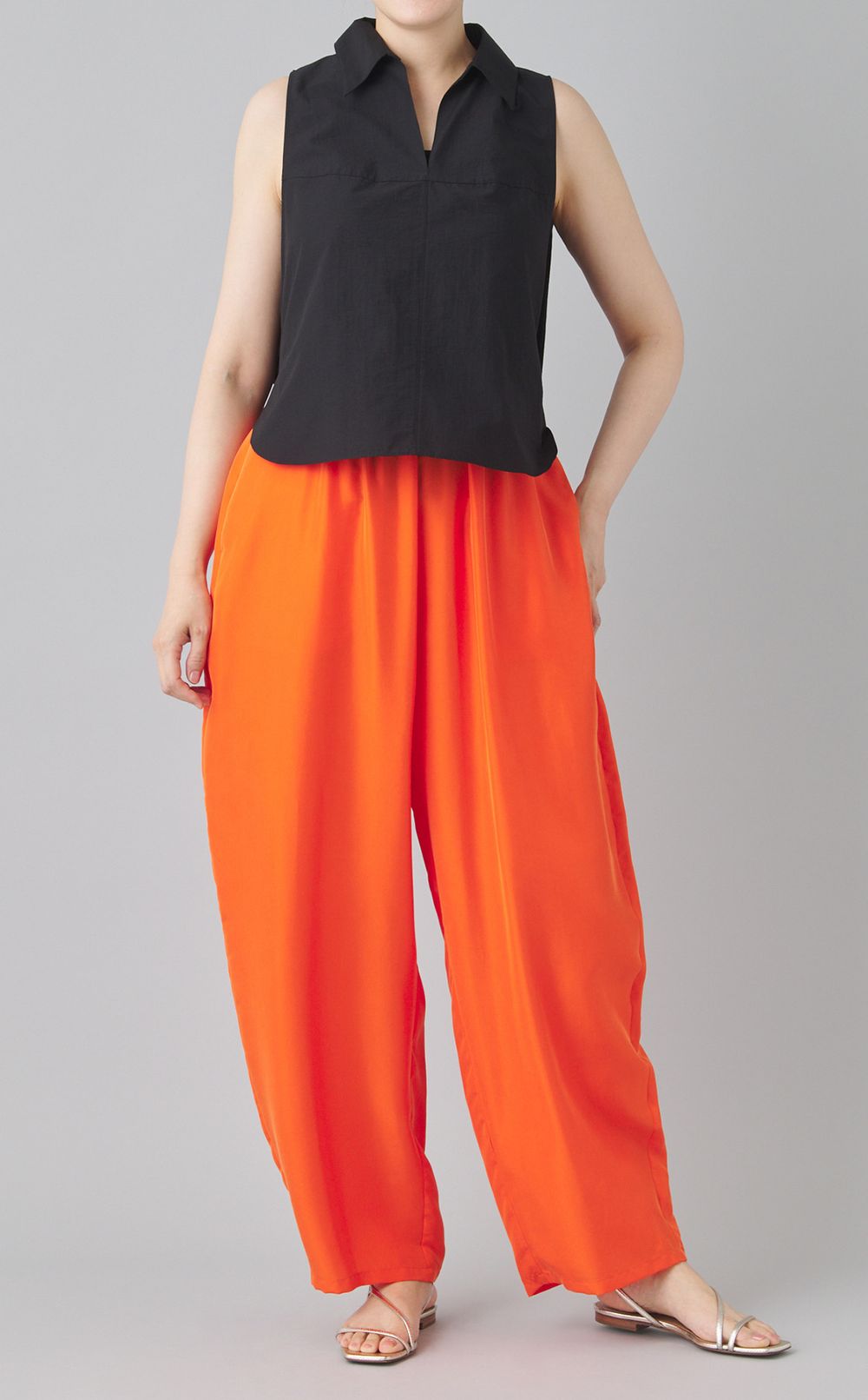 ノースリーブスキッパーボリュームシャツ