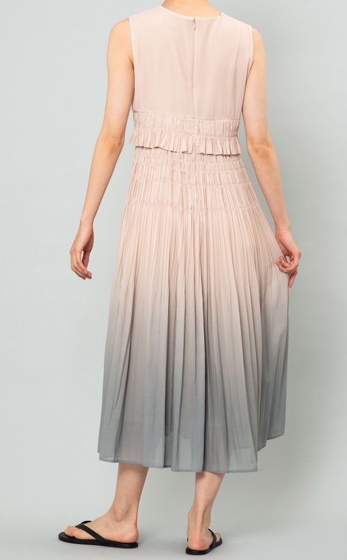 グラデーションプリーツワンピース