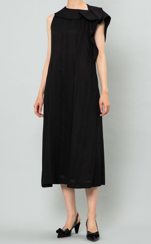 ラッフルディテールロングワンピース