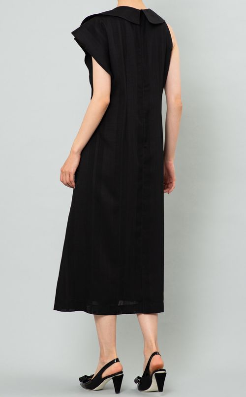 ラッフルディテールロングワンピース