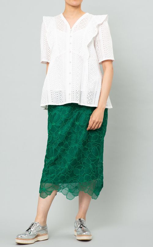 コットンエンブロイダリーブラウス