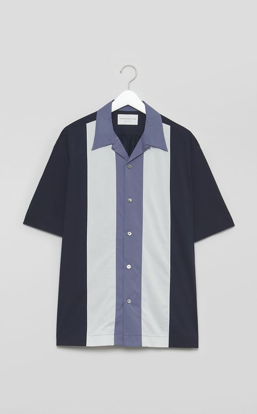 レギュラーカラーショートスリーブシャツ