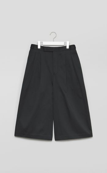 2タッククロップドトラウザー