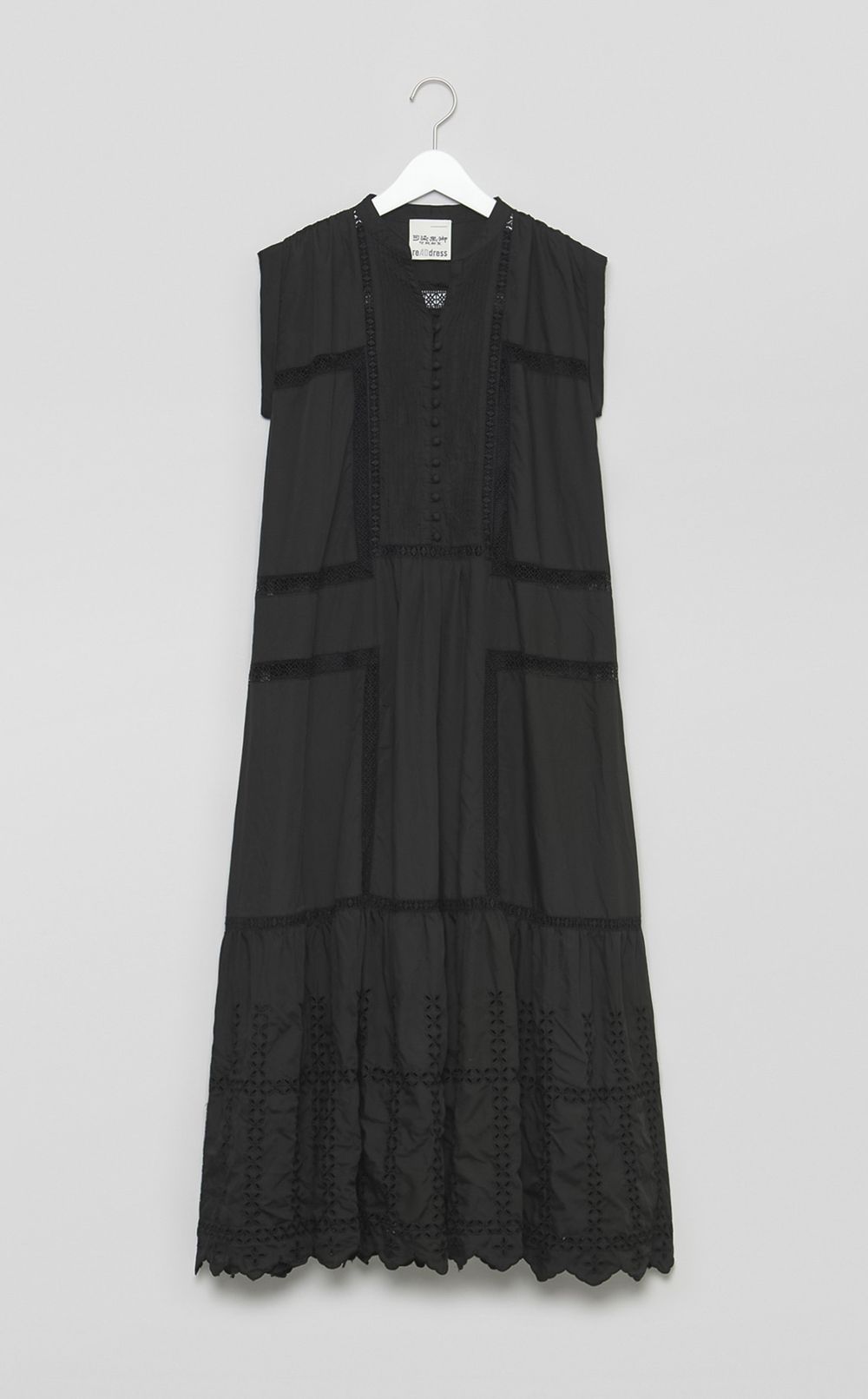 【reADdress】スカラップ刺繍ワンピース