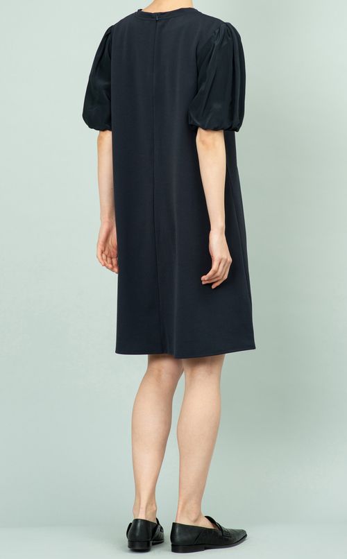 スリーブ切替ストレッチワンピース