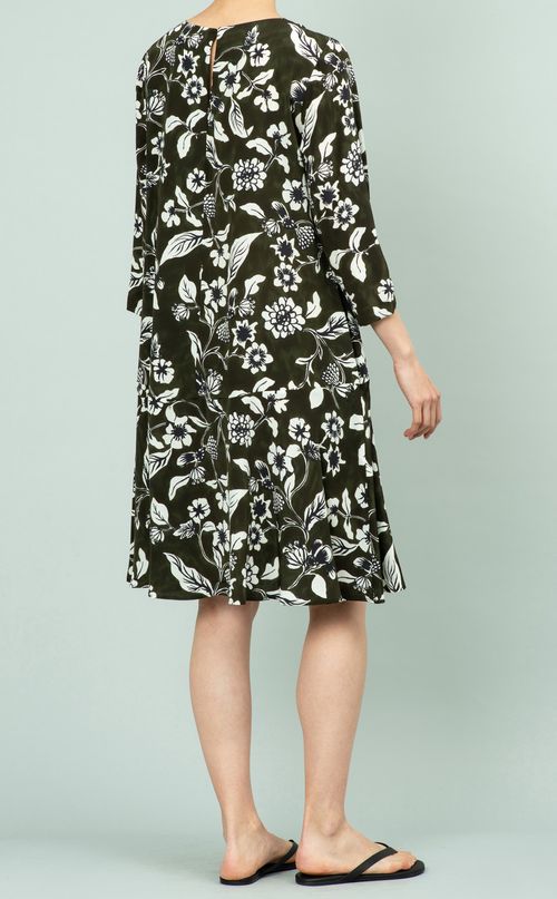 ベルト付きシルクワンピース