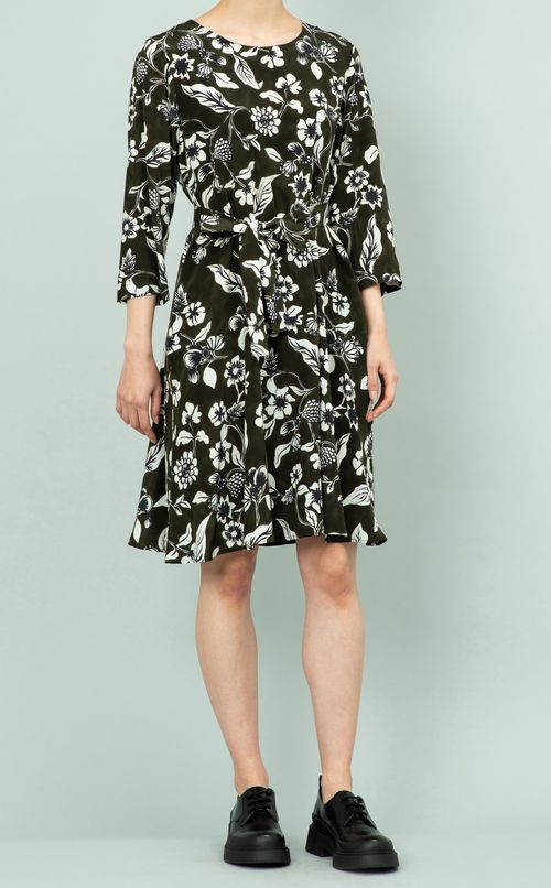 ベルト付きシルクワンピース