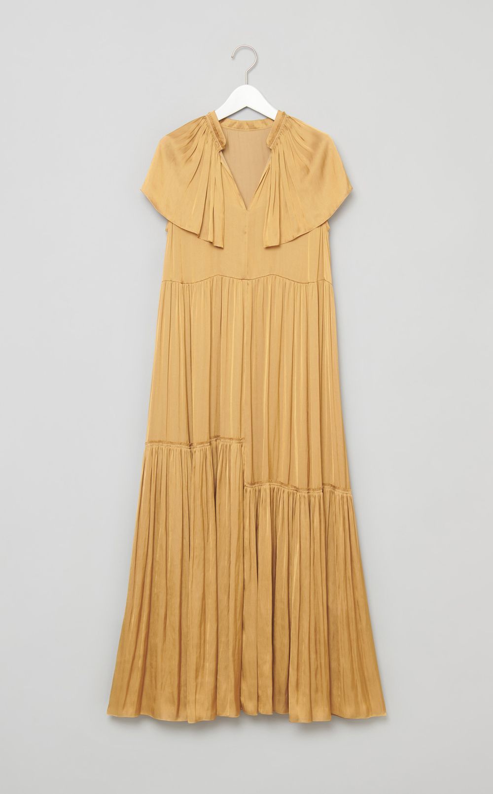 サテンギャザーフレアワンピース