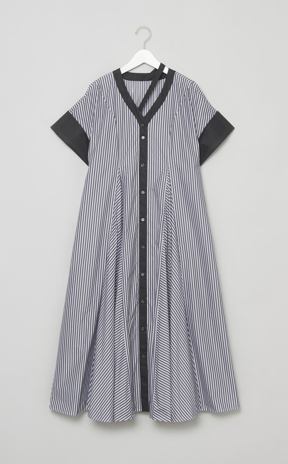 ストライプフレアワンピース
