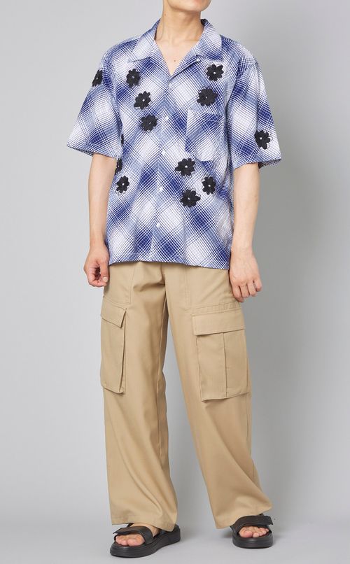 ハンドエンブロイダリーシャツ