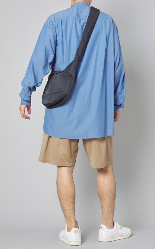 バンドカラーシャツ