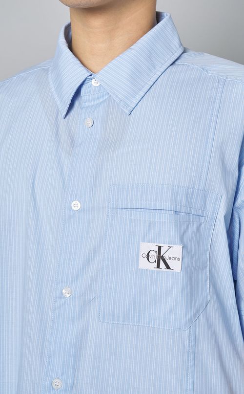 ストライプショートスリーブシャツ