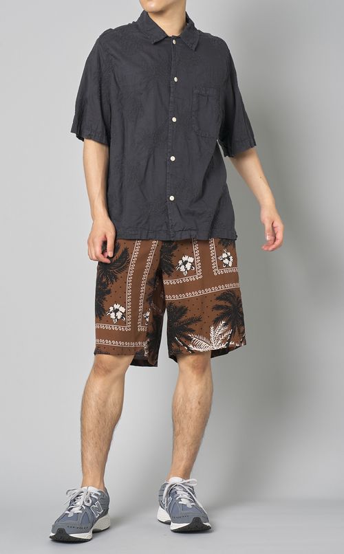 パームツリープリントショーツ