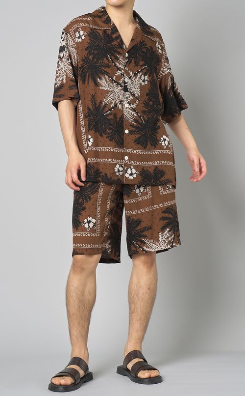 パームツリープリントショーツ