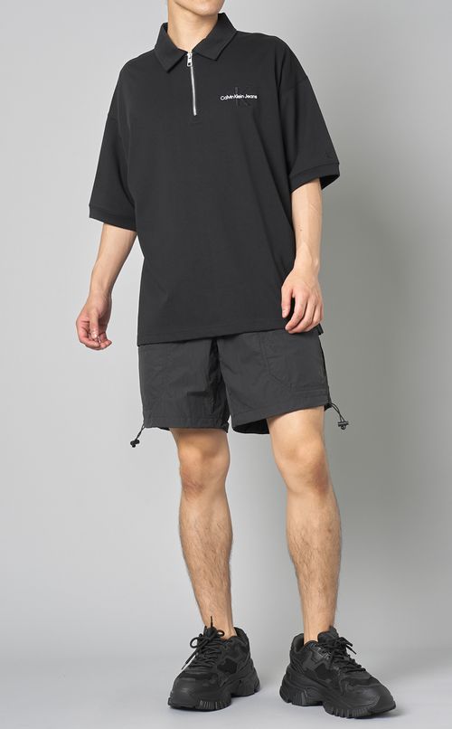 ジップアップポロシャツ