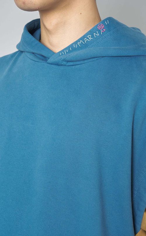 バックプリントフーディベスト