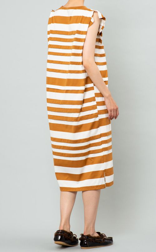 タックボーダーワンピース