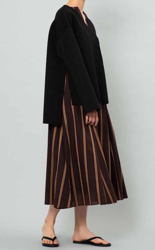 Vネックスウェットプルオーバー