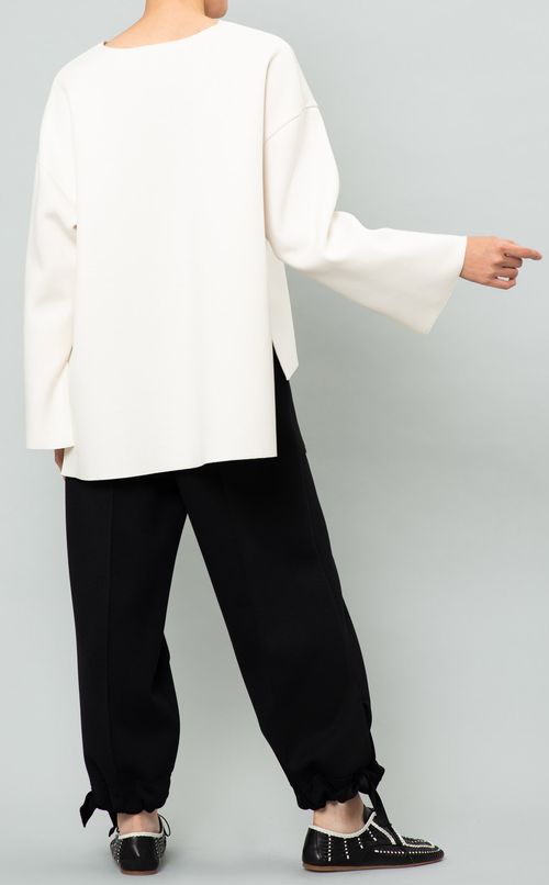 Vネックスウェットプルオーバー