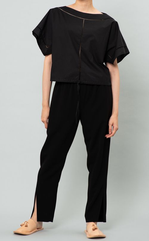 コットンボートネックブラウス