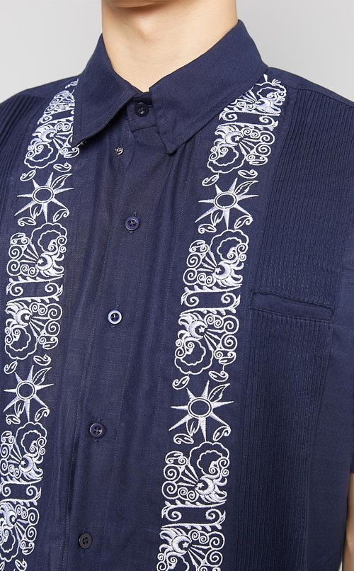 キューバシャツ