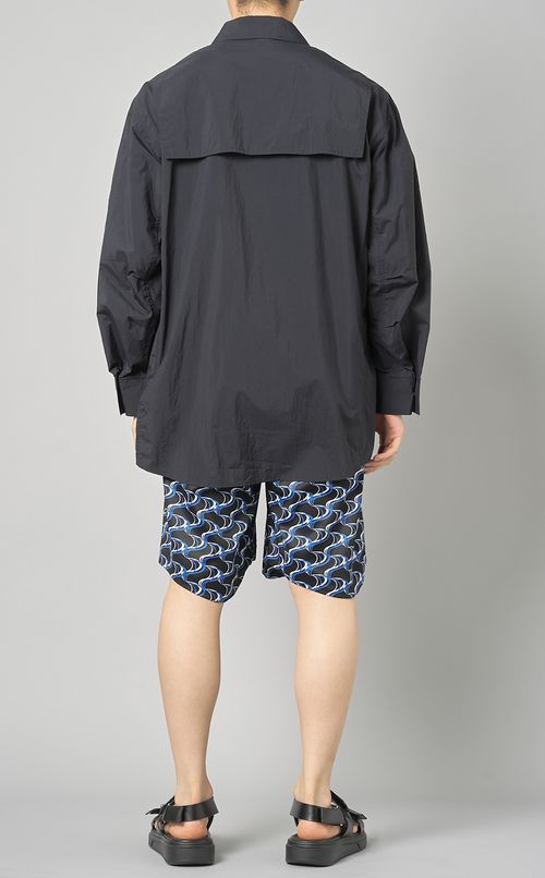 ナイロンロングスリーブシャツ