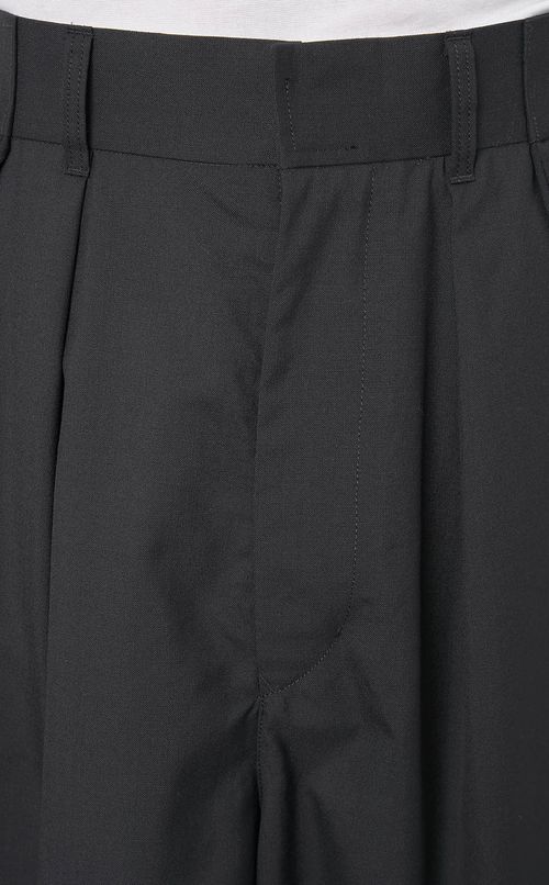 ワイドハーフパンツ