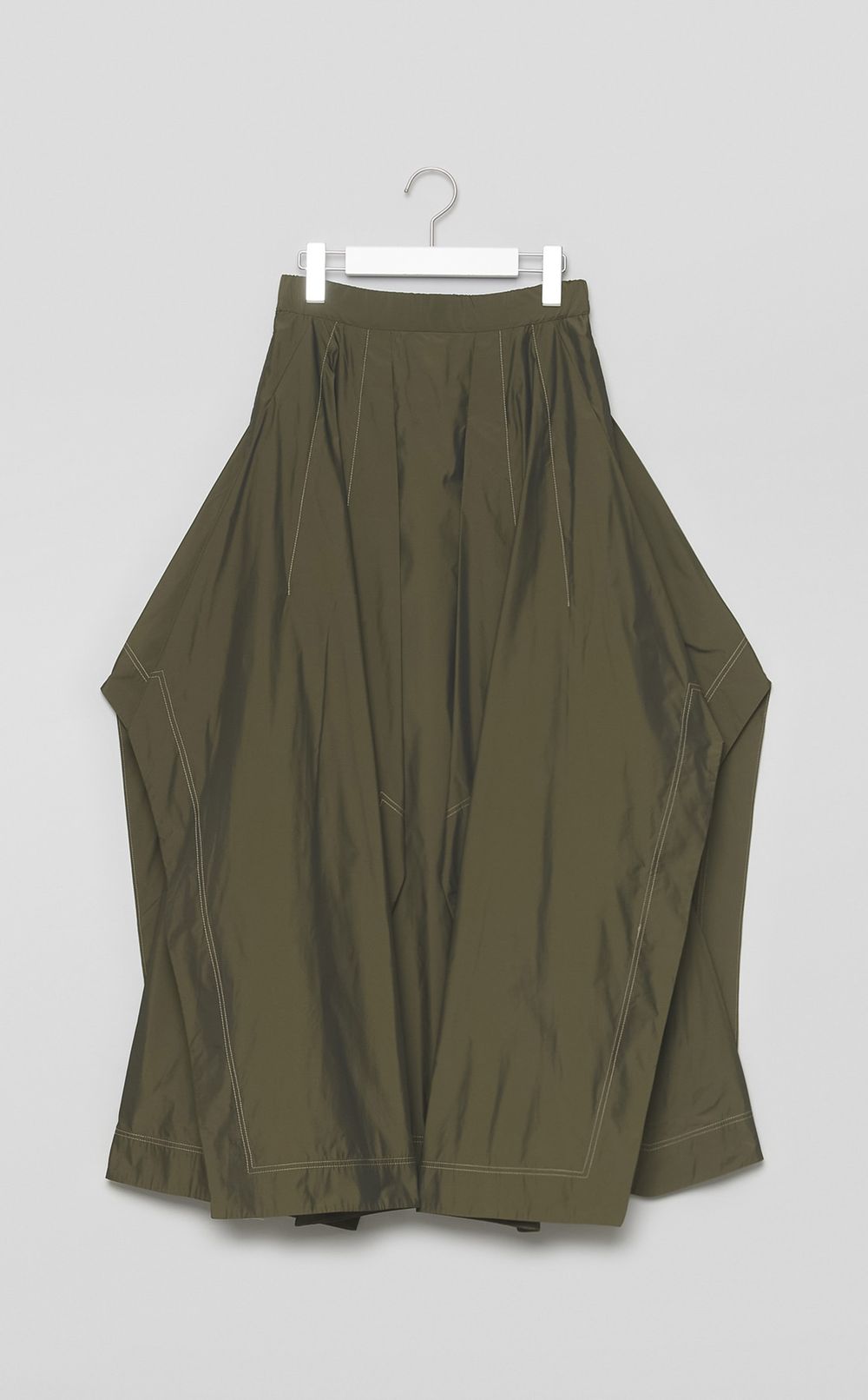 イレギュラーヘムボリュームスカート