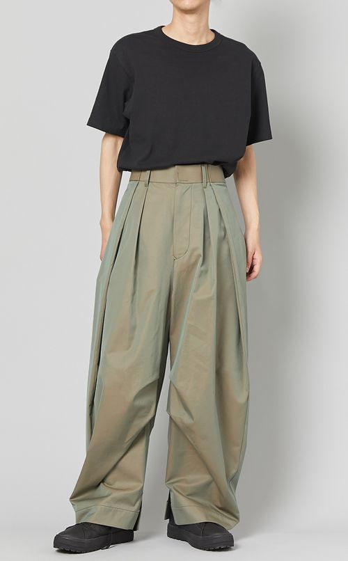 ワイドチノパンツ