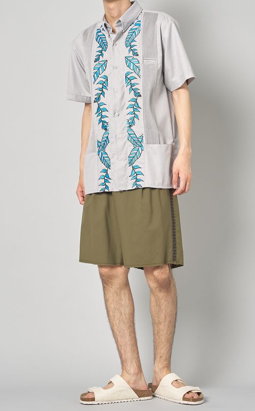 サイドブレードショートパンツ