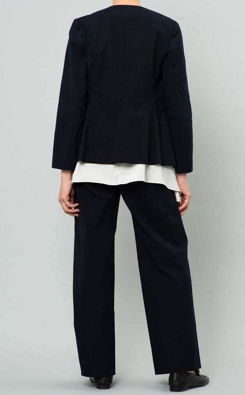 ストレッチノーカラージャケット