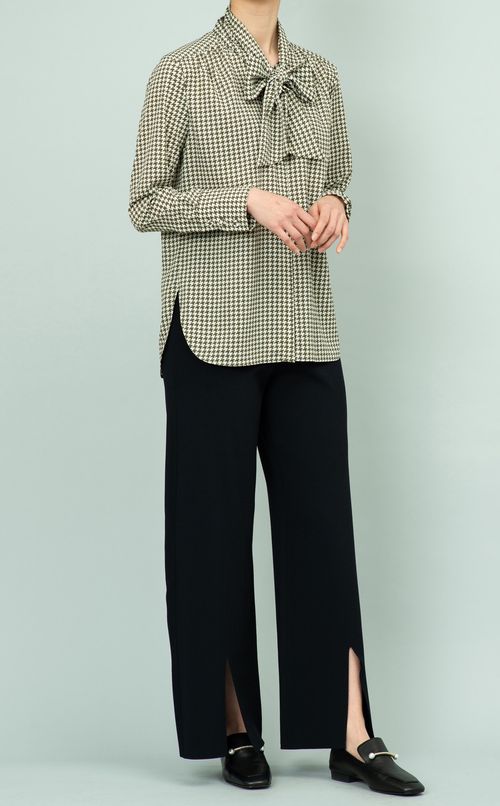 スリット入りニットワイドパンツ