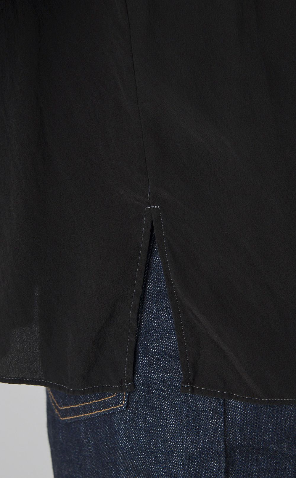 【reADdress】クルーネックブラウス