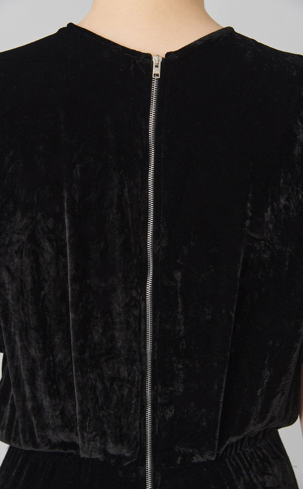 【reADdress】ギャザーショルダーワンピース