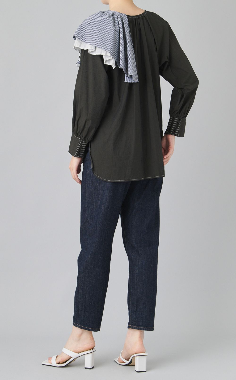 【reADdress】アシメフレアプリーツブラウス