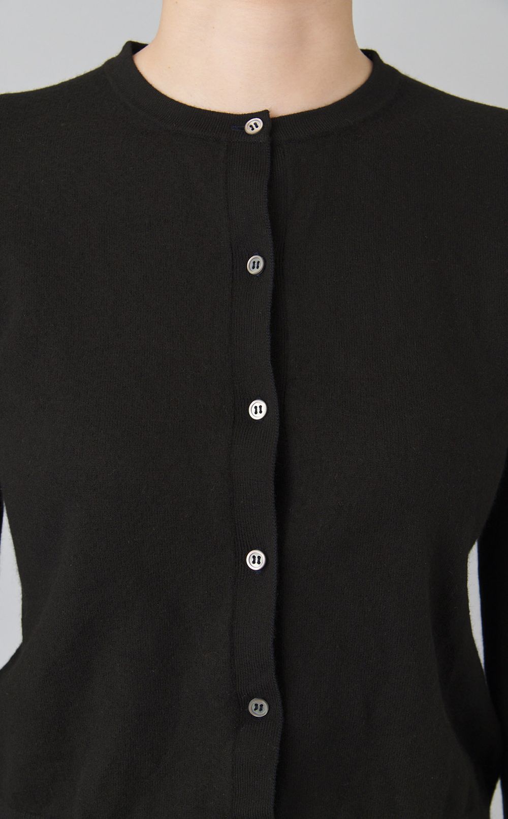 【reADdress】ウールクルーネックカーディガン