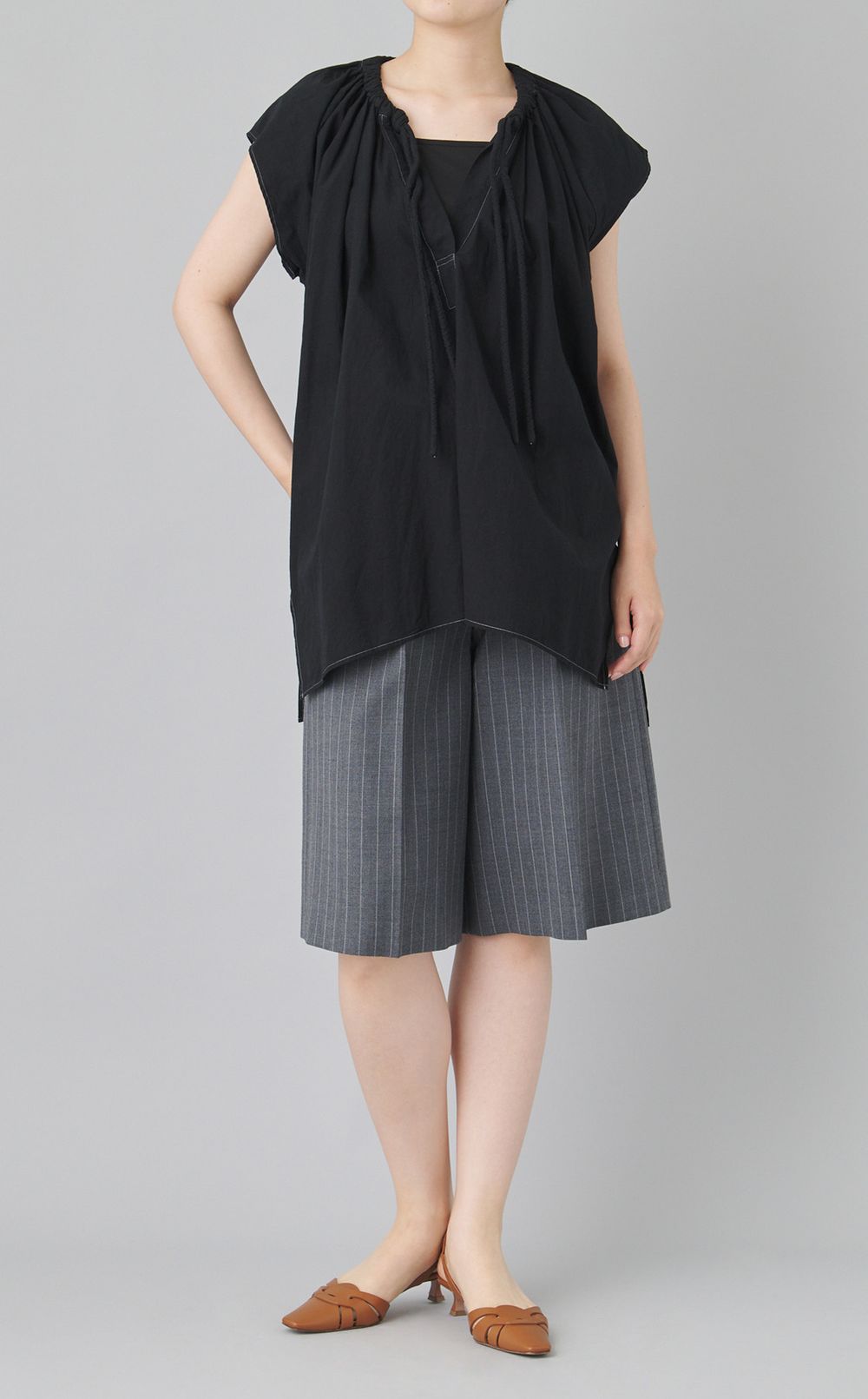 【reADdress】ネックギャザーコットンブラウス