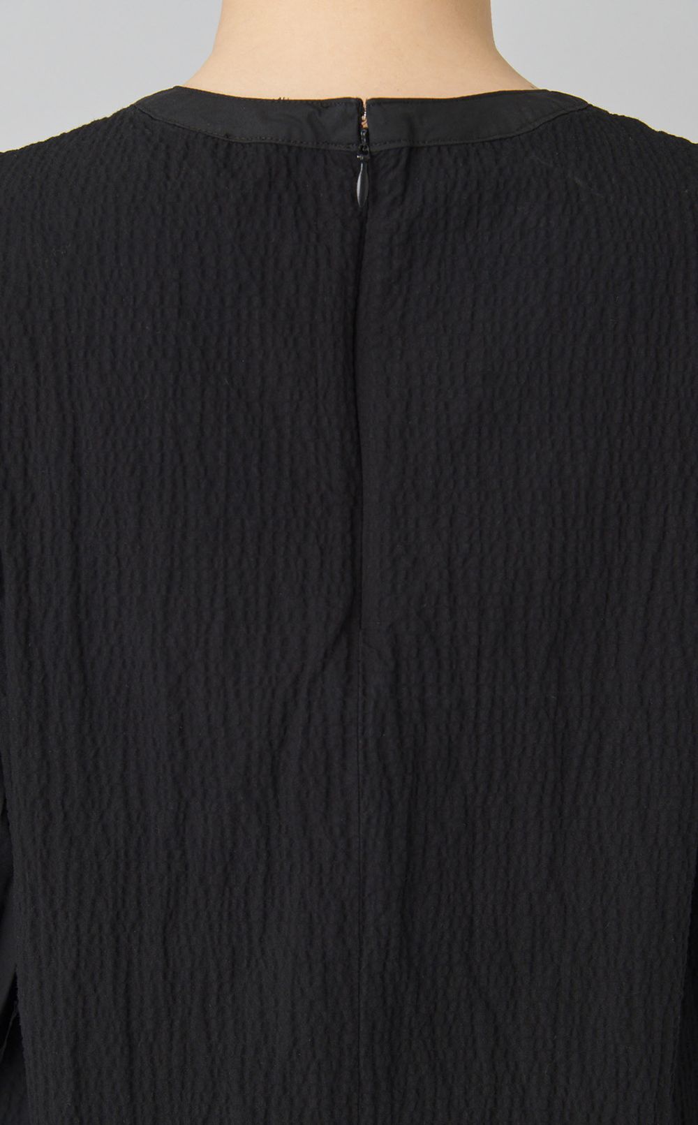 【reADdress】シャーリングフリルブラウス