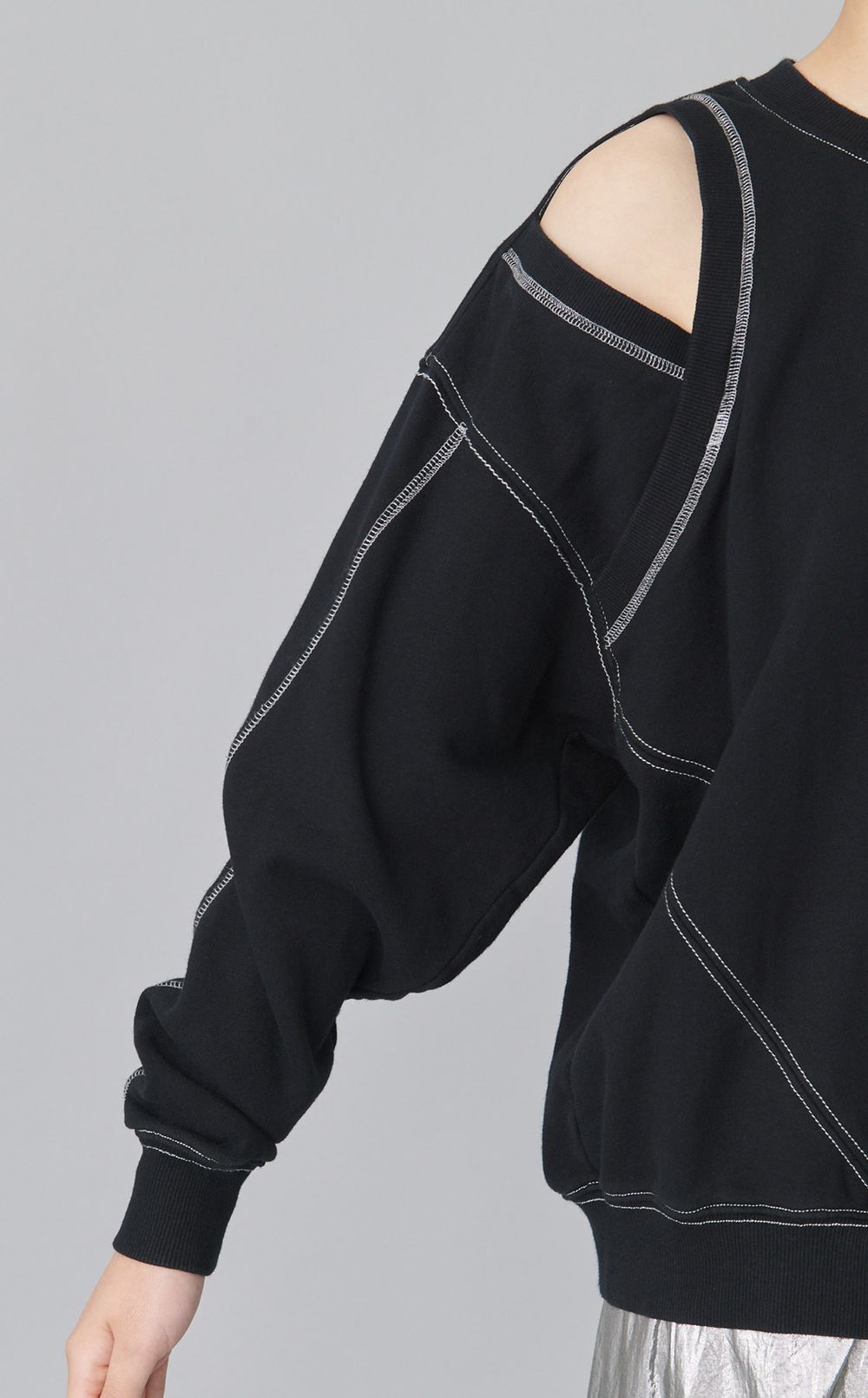 【reADdress】パッチクルーネックスウェットトップス