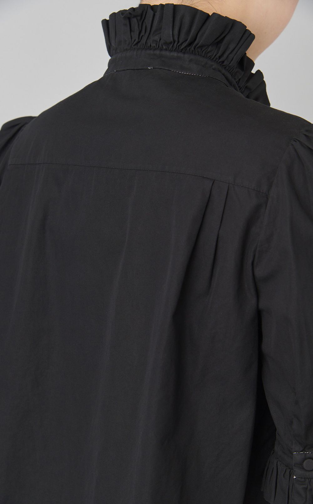 【reADdress】ギャザーハイネックシャツ