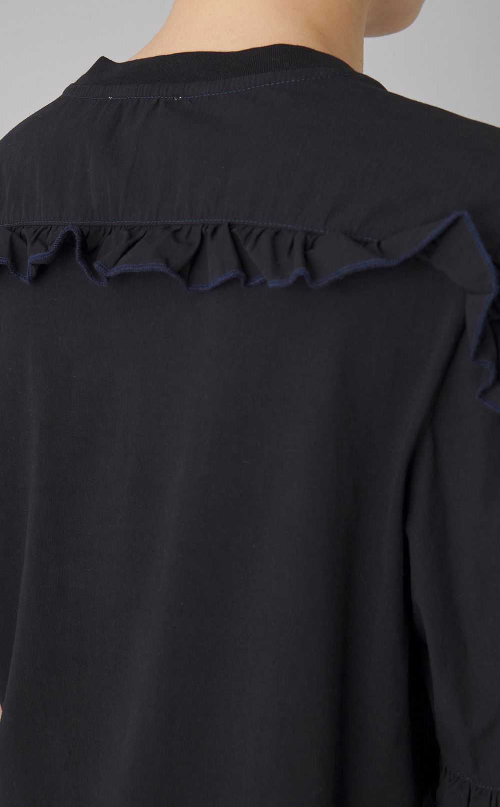 【reADdress】フリルジャージプルオーバー