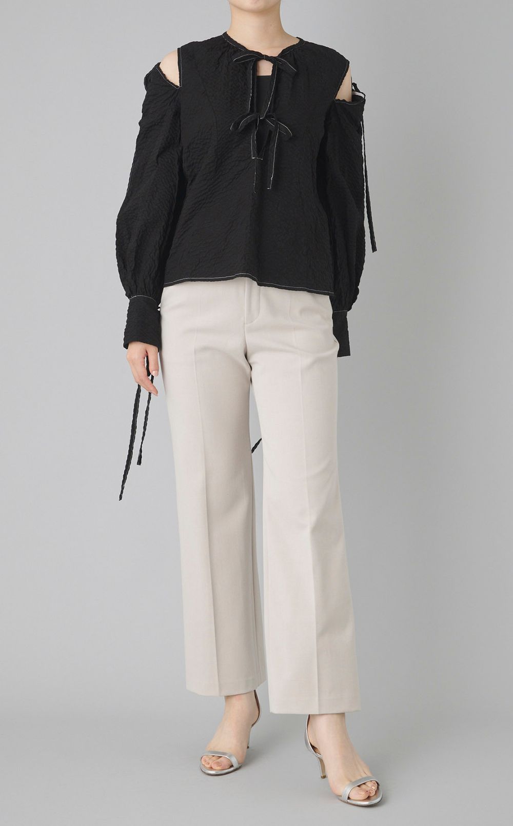 【reADdress】ペイズリーショルダースリットブラウス