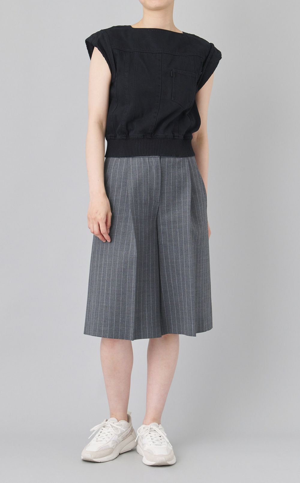 【reADdress】ウォッシュドデニムクロップドブラウス